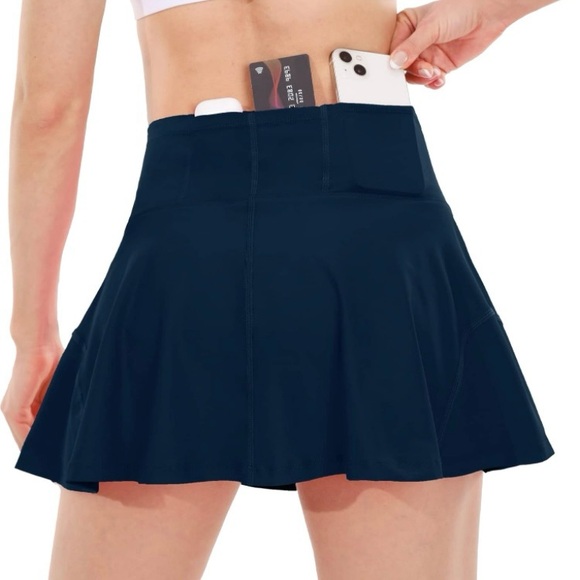 Cute High Waisted Pleated Tennis Golf Skort / Skirt w Built-in Shorts, XL/12 - Picture 4 of 11